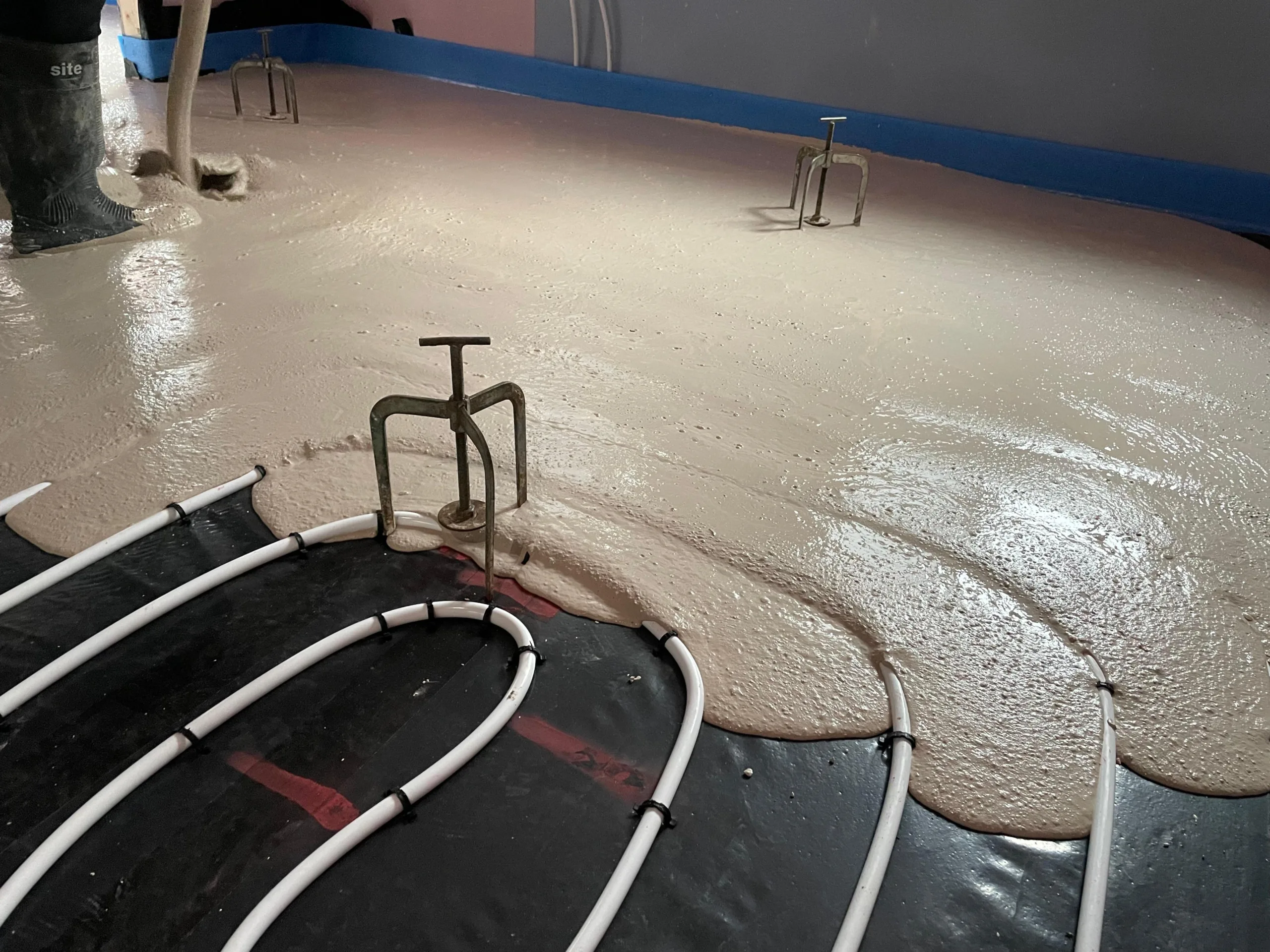 Gypsol Flowing Screed